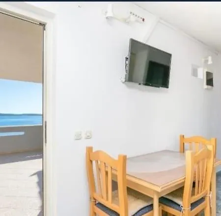 Beachfront Sevid, Baricevic Appartement