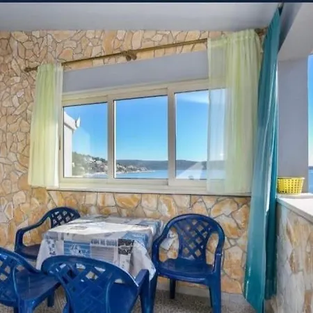 Lägenhet Beachfront Sevid, Baricevic *